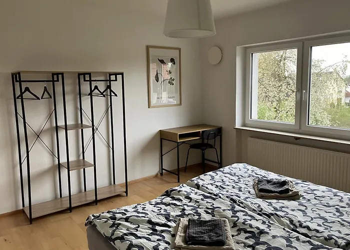 Koestlbach Apart I Ferienwohnung Bis 3 & 6 Personen I Nuernberg I Neumarkt I Messe I Natur I Kueche I Parken I Waschmaschine I Garten