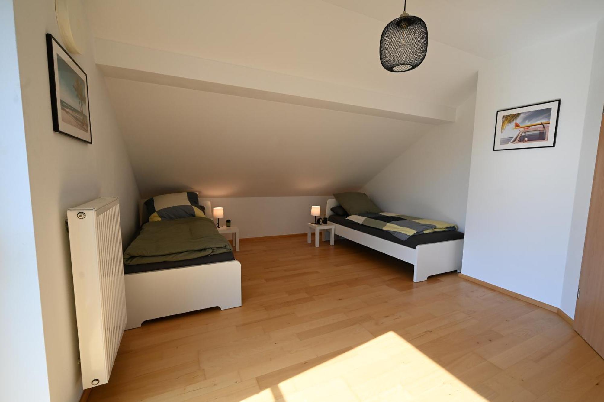 Koestlbach Apart I Ferienwohnung Bis 3 & 6 Personen I Nuernberg I Neumarkt I Messe I Natur I Kueche I Parken I Waschmaschine I Garten *
